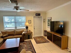 4292 Birdwood St in Palm Beach Gardens, FL - Building Photo - Building Photo