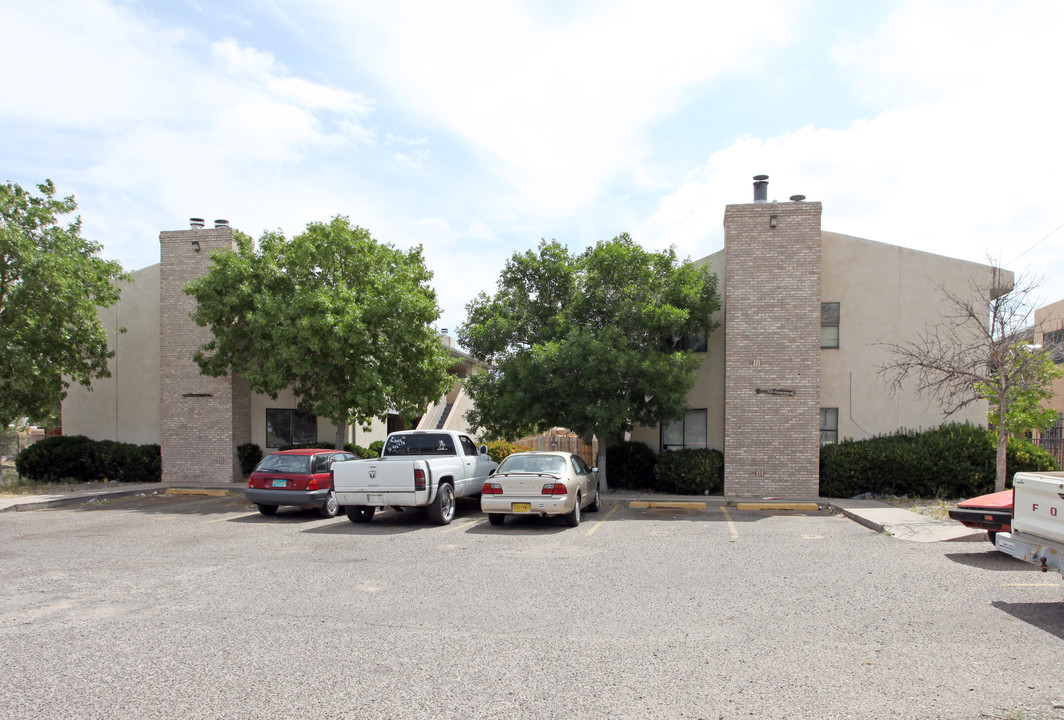 530-532 Tennessee St NE in Albuquerque, NM - Building Photo