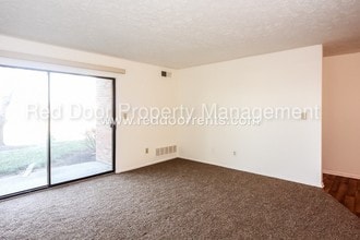 4381 Village Pkwy Cir W-Unit -3 in Indianapolis, IN - Building Photo - Building Photo