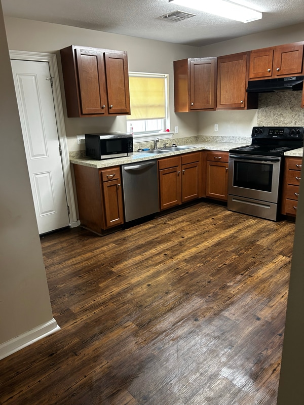116 N Bilbo St in Lake Charles, LA - Building Photo - Building Photo