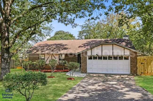 property at 8 Random Oaks Cove