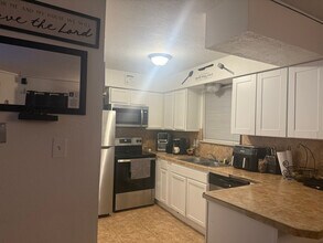 6005 Fortuna Rd NW in Albuquerque, NM - Building Photo - Building Photo