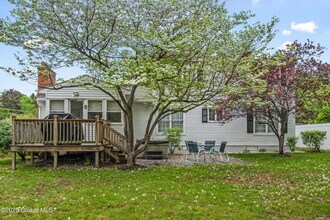 2 Lakewood Dr in Saratoga Springs, NY - Building Photo - Building Photo