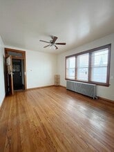 2724 W Pope John Paul II Dr, Unit 2R in Chicago, IL - Building Photo - Building Photo