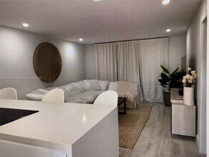 20201 NE 29th Ct in Aventura, FL - Building Photo - Building Photo