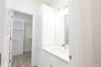 2200 N Vly Cir in La Feria, TX - Building Photo - Building Photo