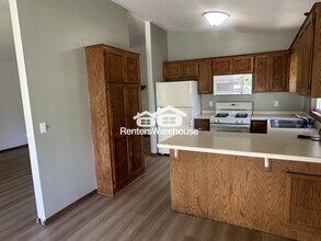 13892 Woodbine St NW in Andover, MN - Building Photo - Building Photo
