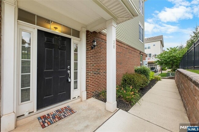 38 Marshall Ln in Wood Ridge, NJ - Building Photo - Building Photo