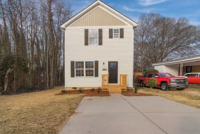 property at 601 S Mountain St