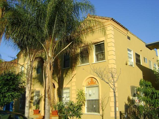 904 S Catalina St in Los Angeles, CA - Building Photo