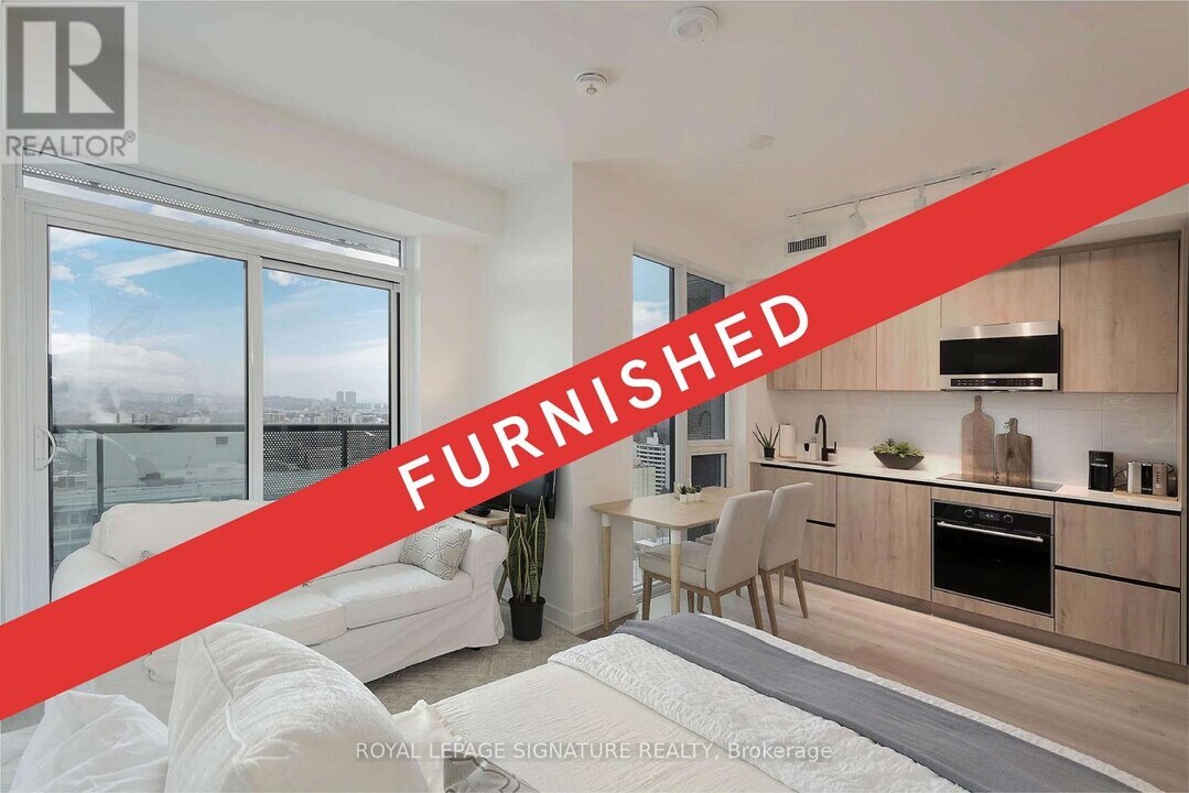 117 Broadway Ave in Toronto, ON - Building Photo