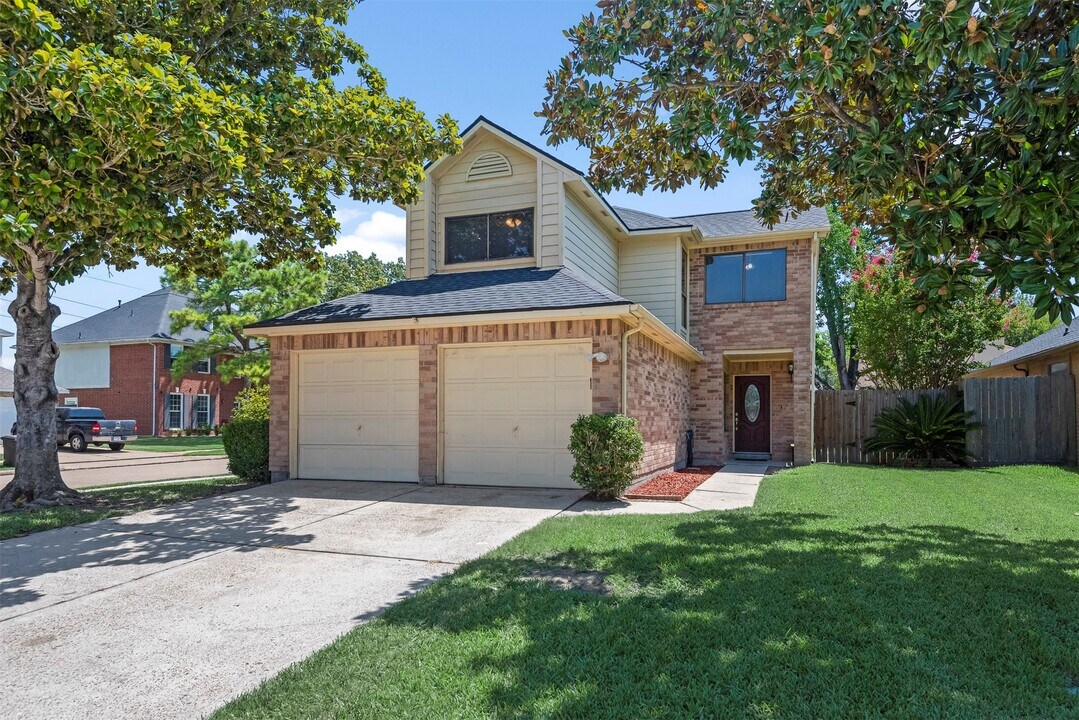 10842 Ryan Trails Dr in Houston, TX - Building Photo