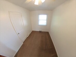 135 N Bryan Ave in Bloomington, IN - Building Photo - Building Photo