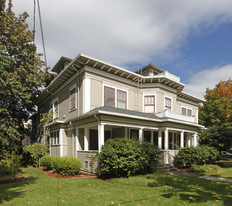 1176 Mill St in Eugene, OR - Building Photo