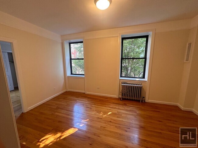 WEST 45 STREET, Unit 2E in New York, NY - Building Photo - Building Photo