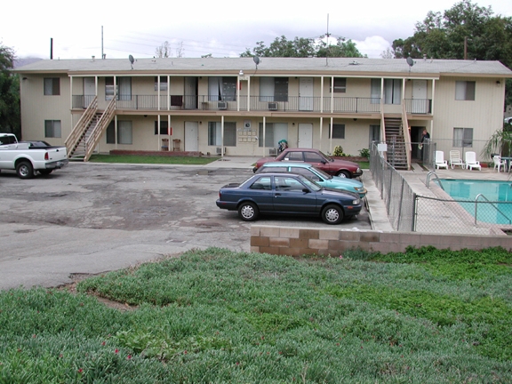 5226 Olivewood Ave in Riverside, CA - Building Photo