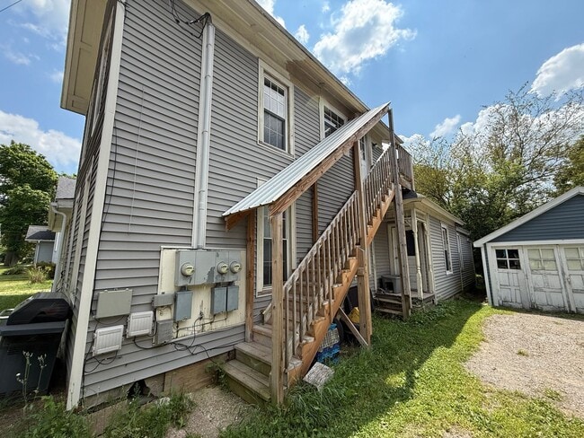 635 Church St in Grass Lake, MI - Building Photo - Building Photo