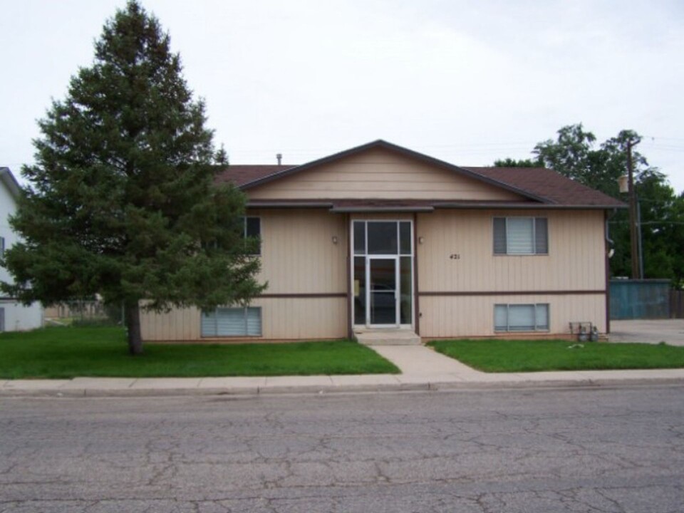 421 - Brandt, David &amp; Debi in Cedar City, UT - Building Photo