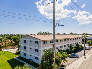 Labelle Harbor in Fort Lauderdale, FL - Building Photo - Building Photo