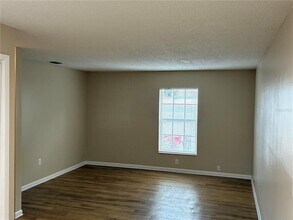 5101 S Clarice Ct in Tampa, FL - Building Photo - Building Photo