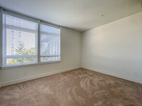 4547 8th Ave NE in Seattle, WA - Building Photo - Building Photo