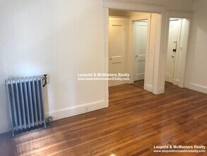 120 Washington St, Unit 25 in Boston, MA - Foto de edificio - Building Photo
