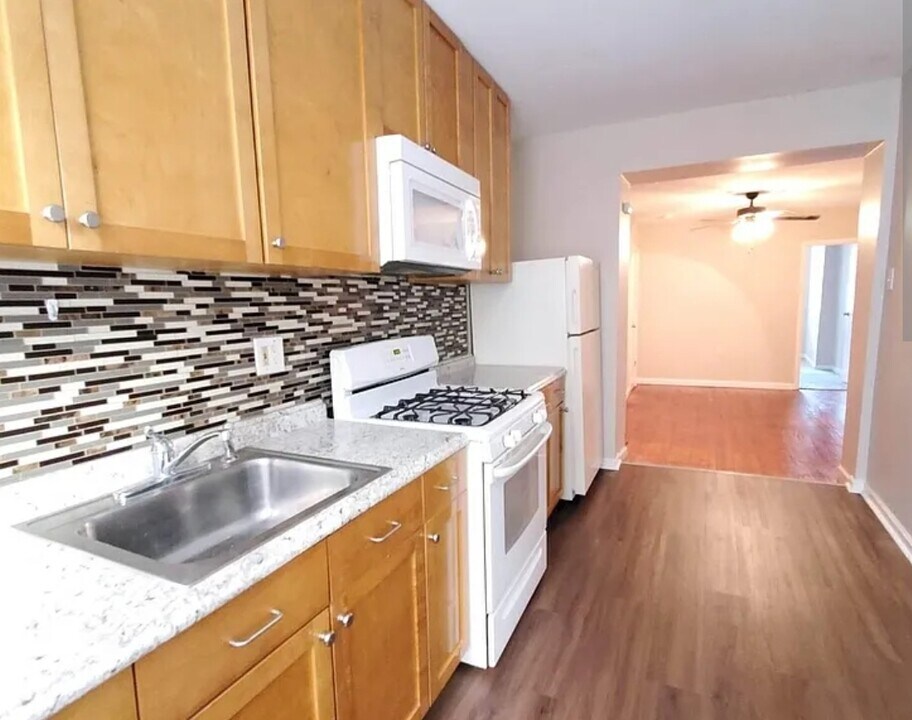 1015 E Passyunk Ave, Unit Floor #1 in Philadelphia, PA - Building Photo