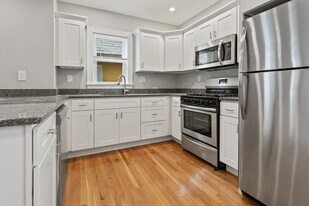 16 Clifton St, Unit 1 in Boston, MA - Building Photo