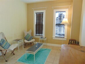 612 9th St-Unit -3 in Galveston, TX - Building Photo - Building Photo