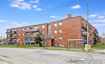 921 Wilson Apartments in Toronto, ON - Building Photo