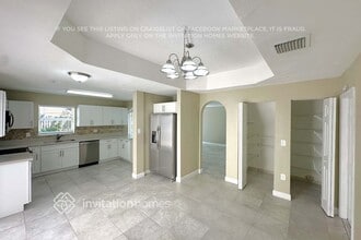 21437 SW 88th Pl in Cutler Bay, FL - Building Photo - Building Photo