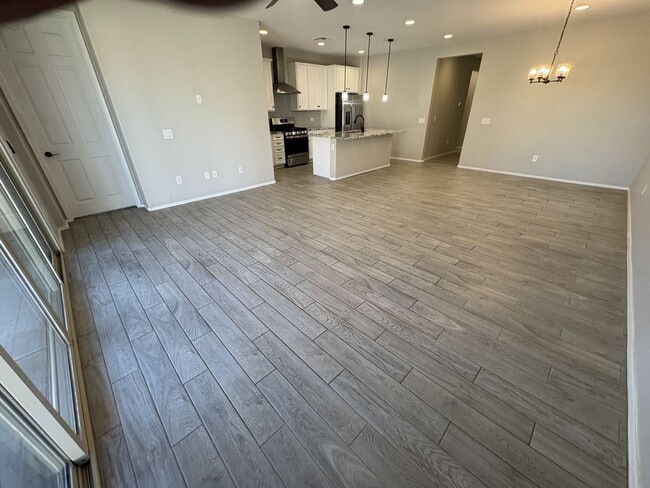 7733 S Crested Spring Dr in Tucson, AZ - Building Photo - Building Photo