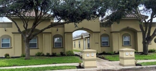 property at 5 W Bronze Ave