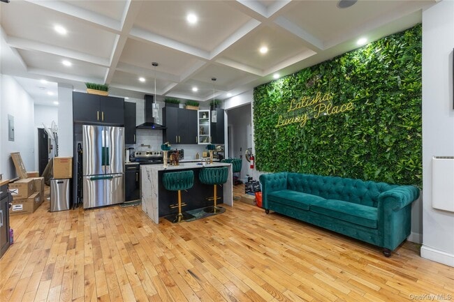 48 Essex St in Brooklyn, NY - Building Photo - Building Photo