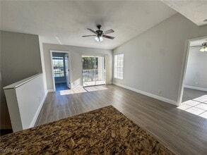 153 Santa Clara Dr in Naples, FL - Building Photo - Building Photo