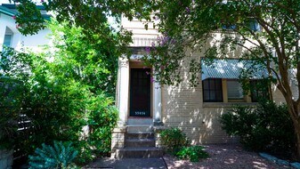 3305 Speedway in Austin, TX - Building Photo