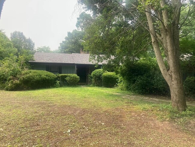 380 Chatham Rd in Chatham, IL - Building Photo - Building Photo
