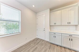 301 Via Tuscany Ave in Sarasota, FL - Building Photo - Building Photo