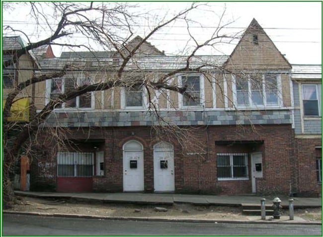 13814-13820 35th Ave in Flushing, NY - Building Photo - Building Photo