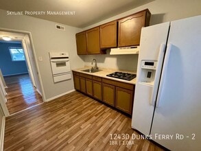 12430 Dunks Ferry Rd in Philadelphia, PA - Building Photo - Building Photo