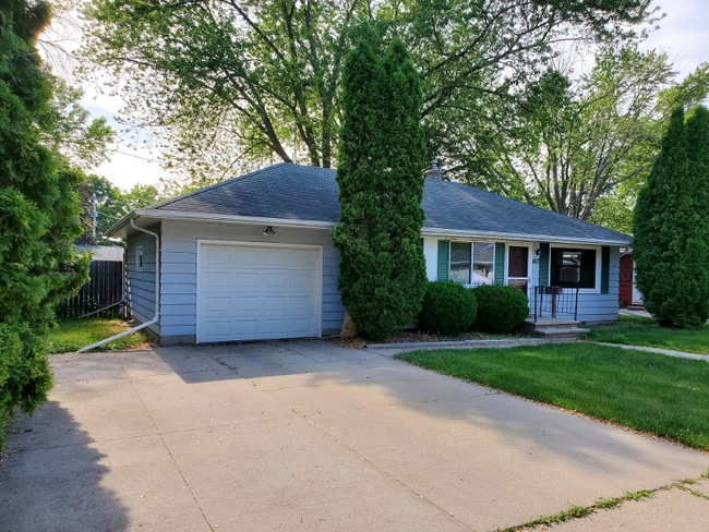 property at 1163 Higgins Ave