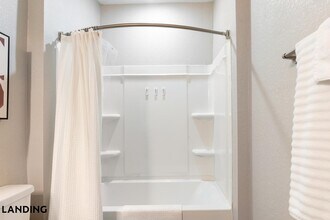 5353 US-27, Unit 1003 in Ocala, FL - Foto de edificio - Building Photo