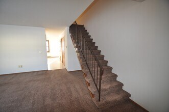 1621 Devney Dr in Altoona, WI - Building Photo - Building Photo