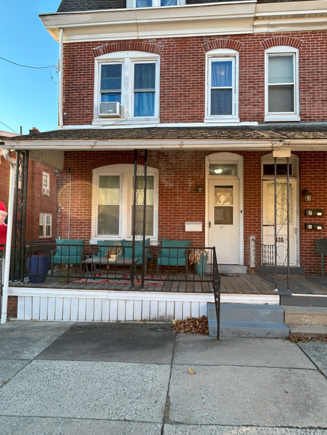 property at 132 E 4th St