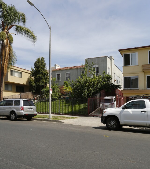 426 S Catalina St in Los Angeles, CA - Building Photo