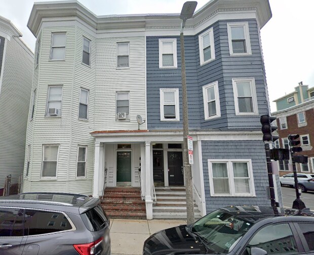 190 L St, Unit 2 in Boston, MA - Building Photo - Building Photo