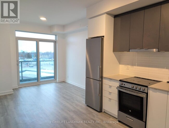 property at 50 Upper Mall Wy