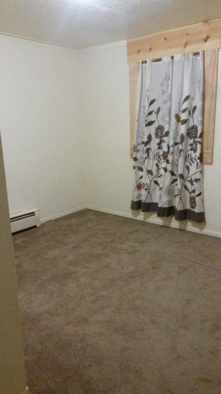 property at 4437 Clipper Ct