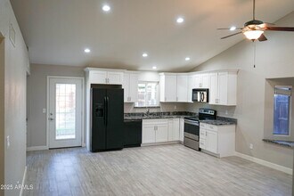 5528 W Venus Way in Chandler, AZ - Building Photo - Building Photo