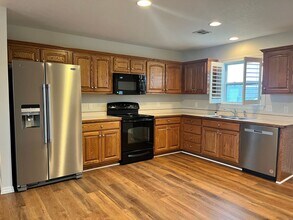 2715 S Jackson Ave in Joplin, MO - Building Photo - Building Photo